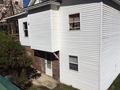 13 1/2 Fern St. Athens, Ohio- 1 bedroom apartment